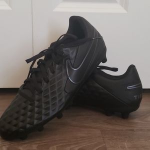 BNWOT Nike Tiempo Soccer Cleats
